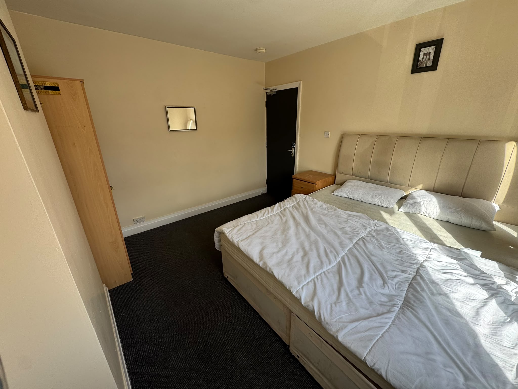room 4